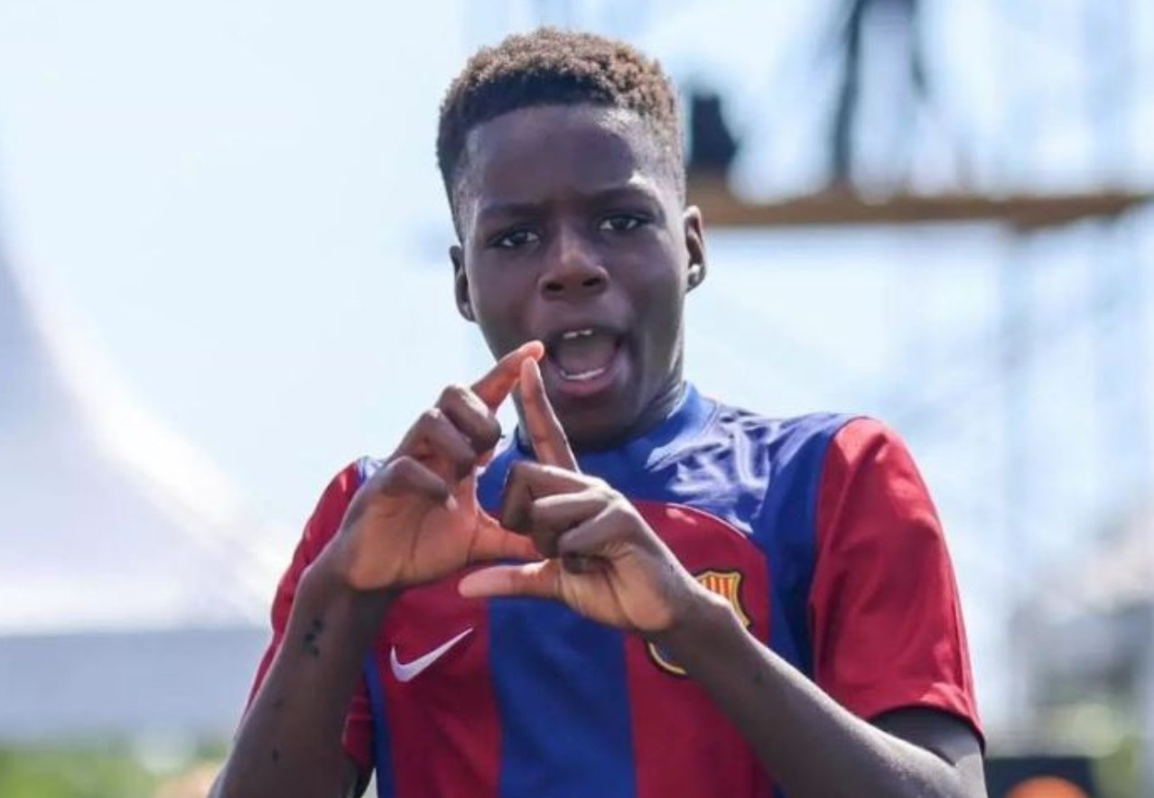 Than dong 11 tuoi ghi 145 ban cho doi hoc vien Barca hinh anh