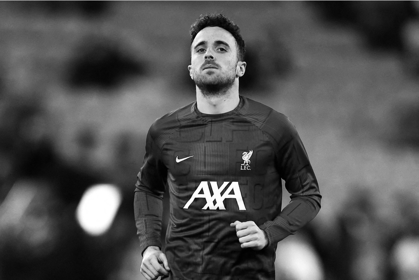 Liverpool thanh toan du tien luong cho gia dinh Jota hinh anh