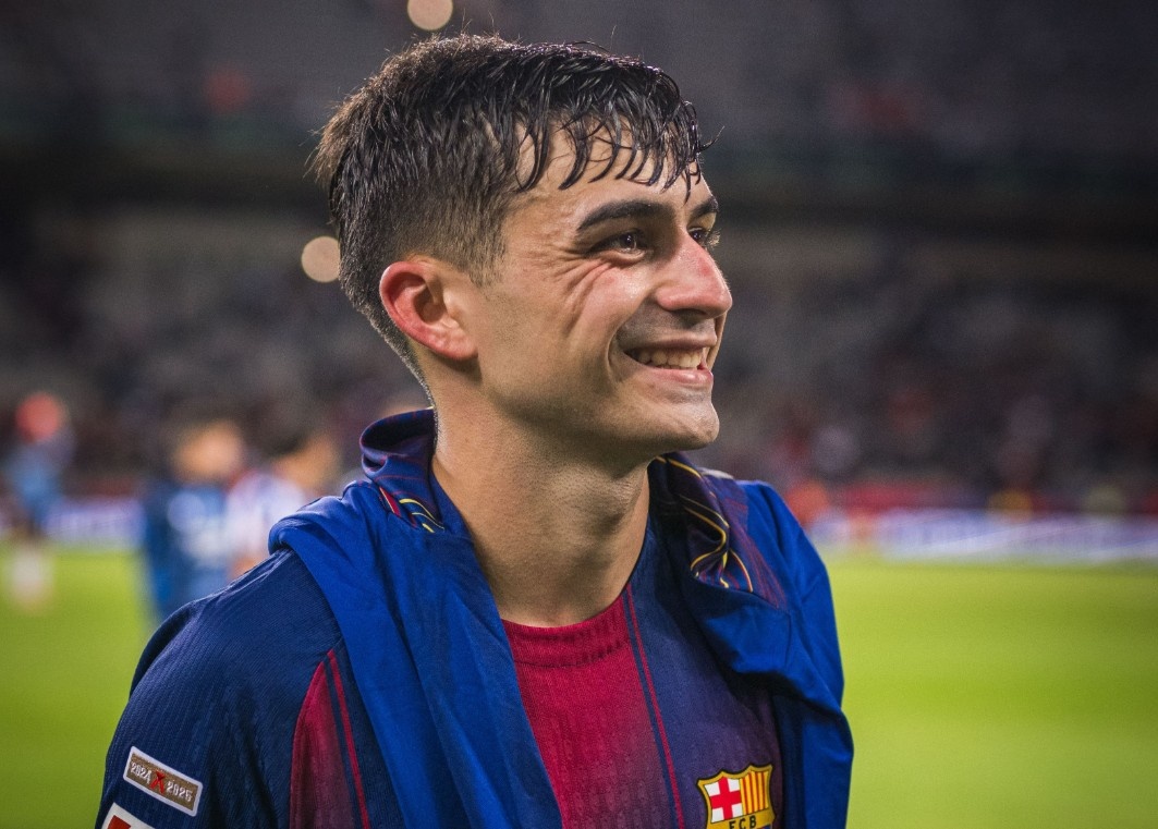 Pha xu ly 'trieu view' cua Pedri hinh anh