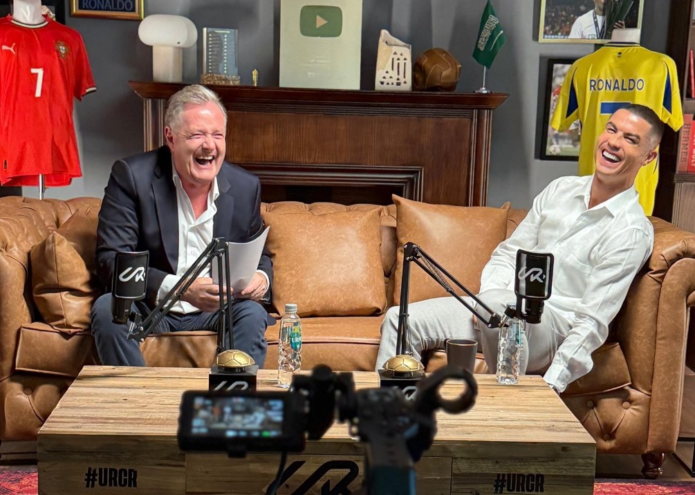 Buc anh gay sot cua Ronaldo hinh anh