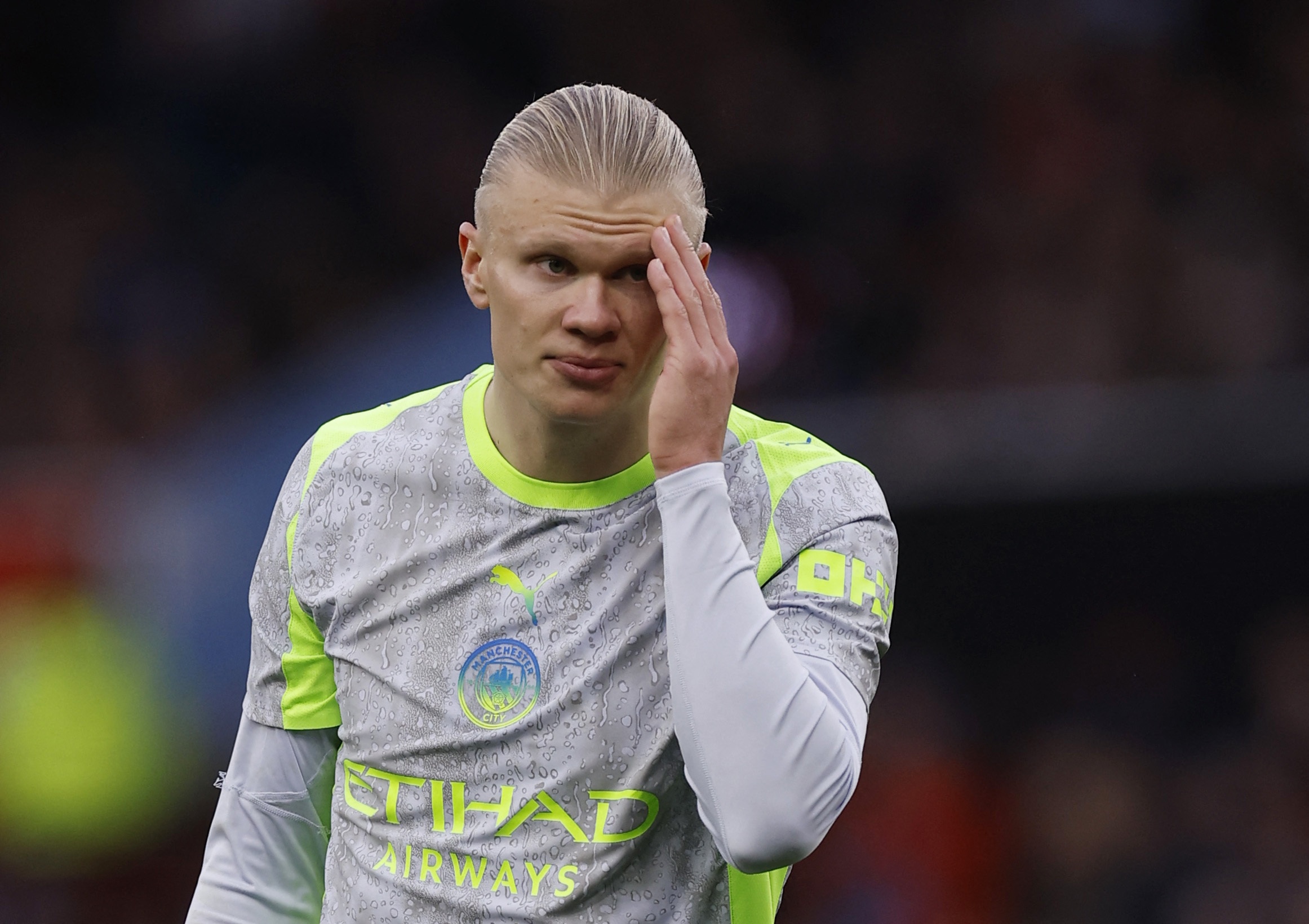 Thay doi lich su o Premier League hinh anh