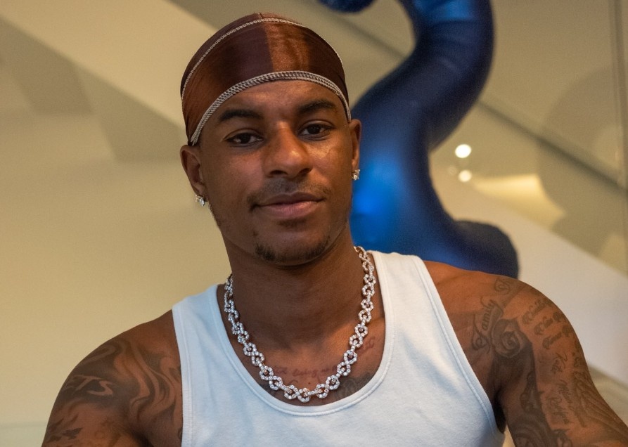 Rashford tro lai Manchester hinh anh