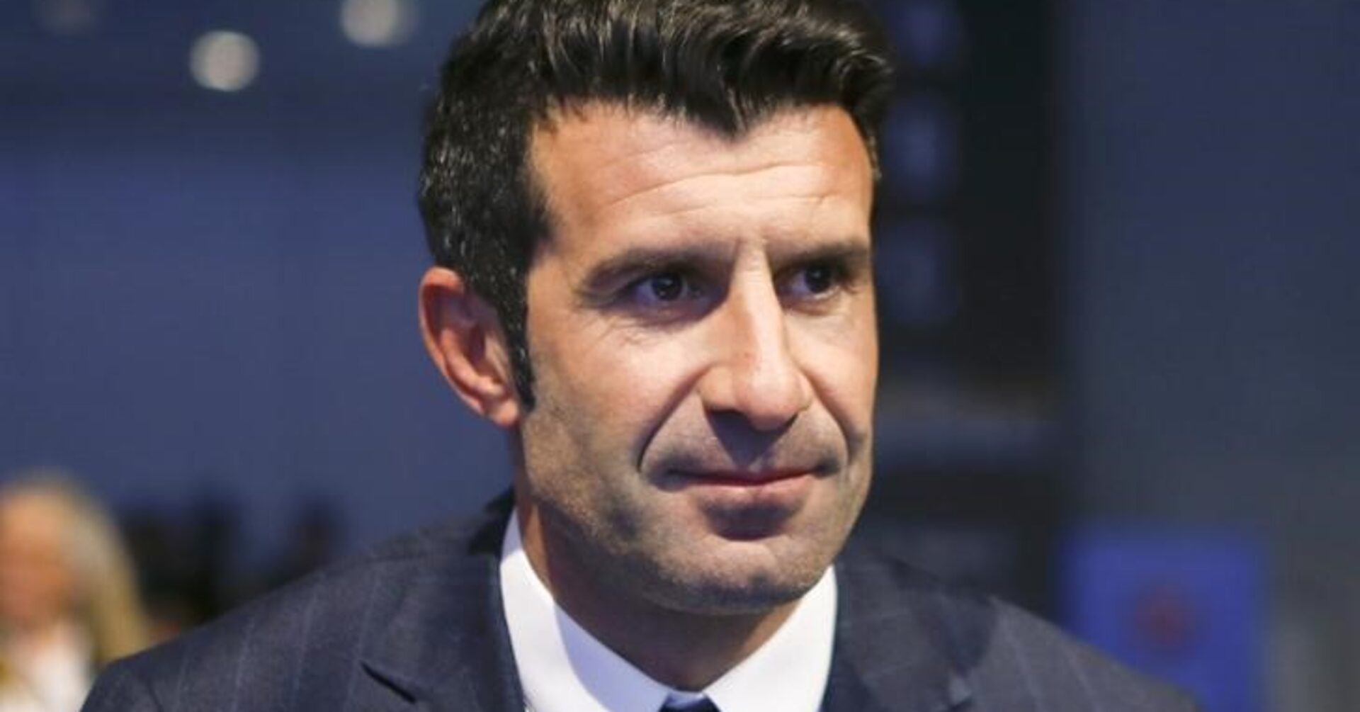 Figo doi dau Kaka tai Viet Nam hinh anh