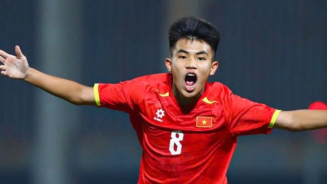 U17 Viet Nam thang tran thu 3 lien tiep hinh anh