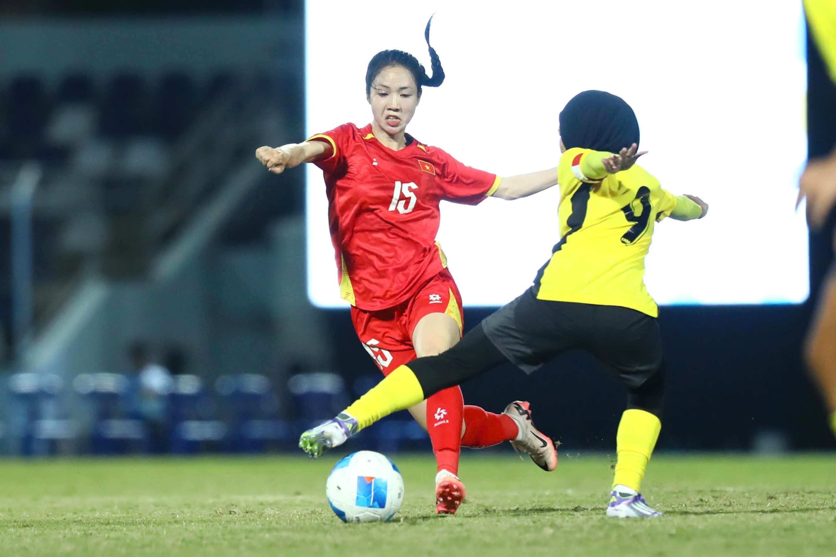 Tuyen nu Viet Nam anh 1