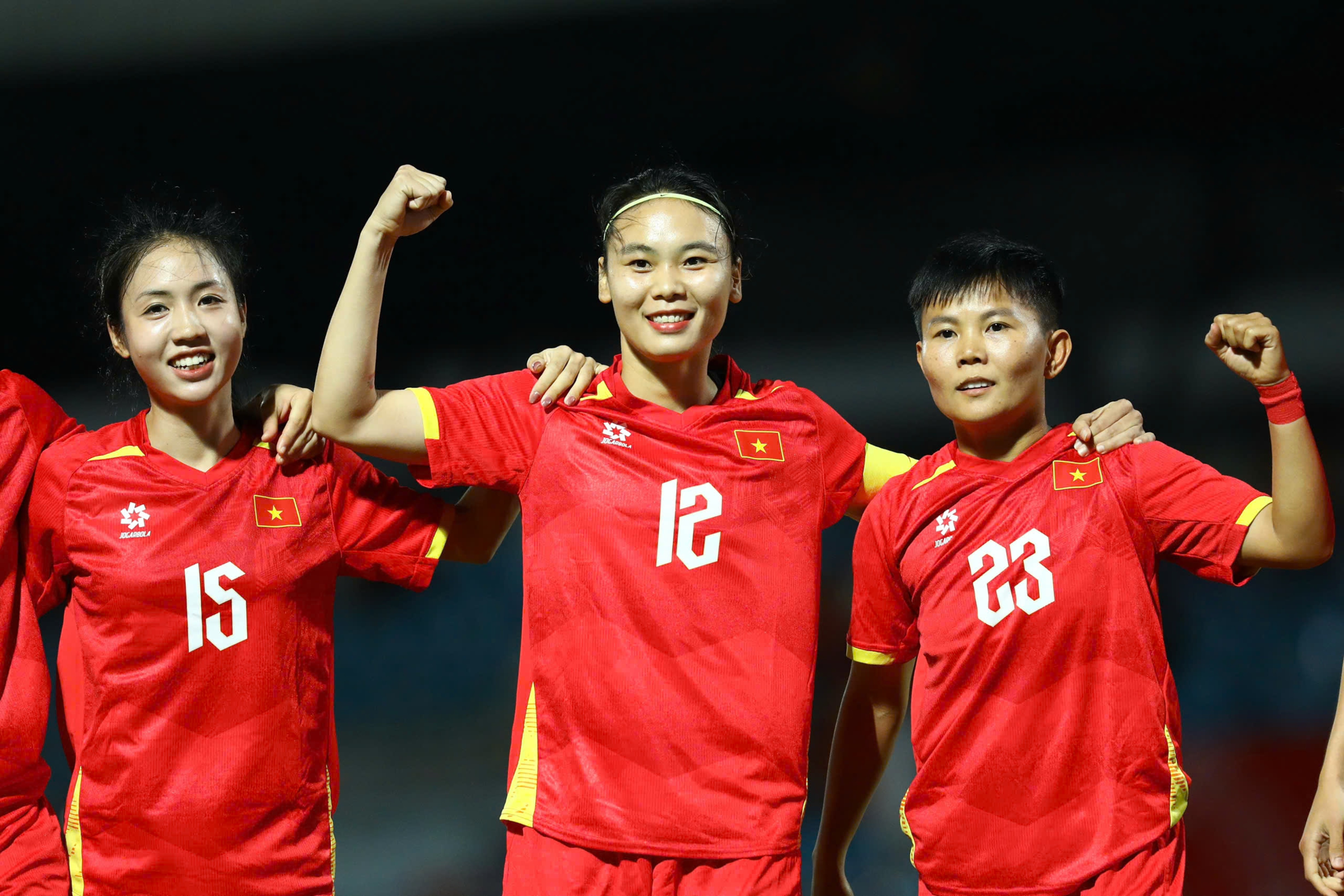 Tuyen nu Viet Nam thang Malaysia 7-0 hinh anh