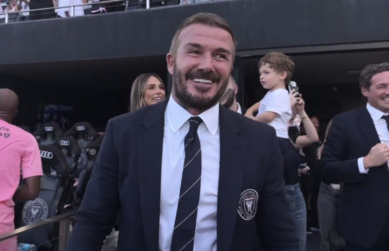 Beckham lam nen lich su hinh anh