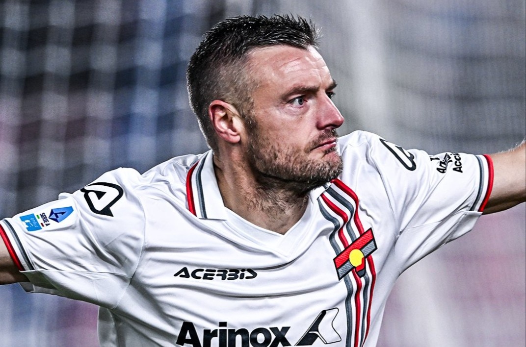 Vardy di vao lich su hinh anh