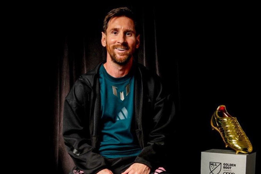 Buc anh gay sot cua Messi hinh anh