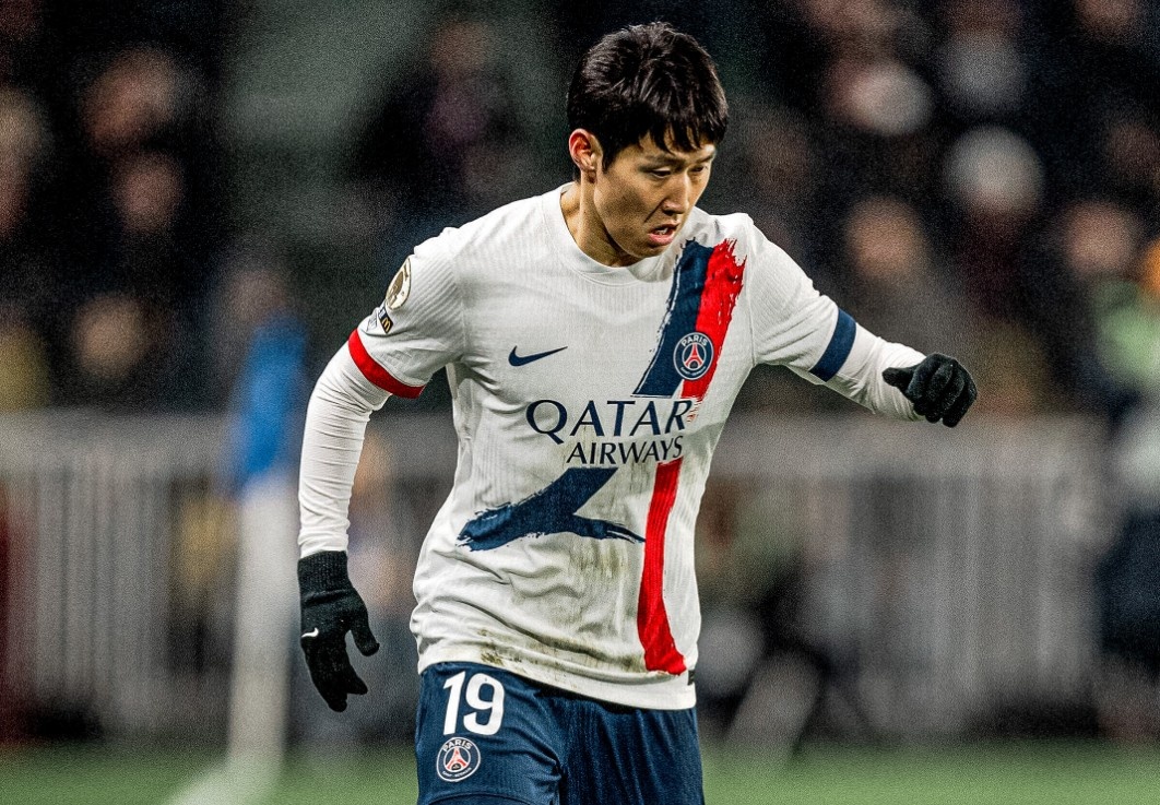 Lee Kang-in toa sang hinh anh