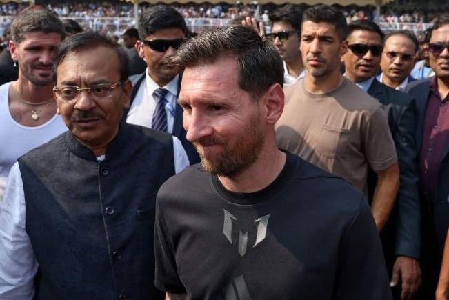 Messi gay tranh cai du doi o An Do hinh anh