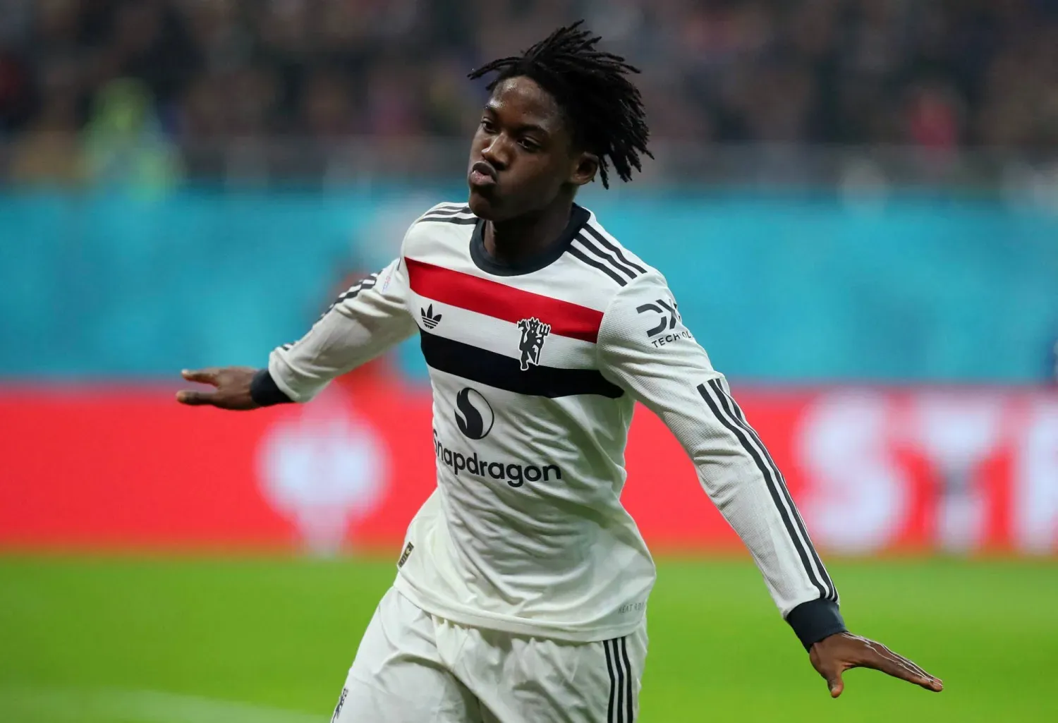 MU chot tuong lai Mainoo hinh anh