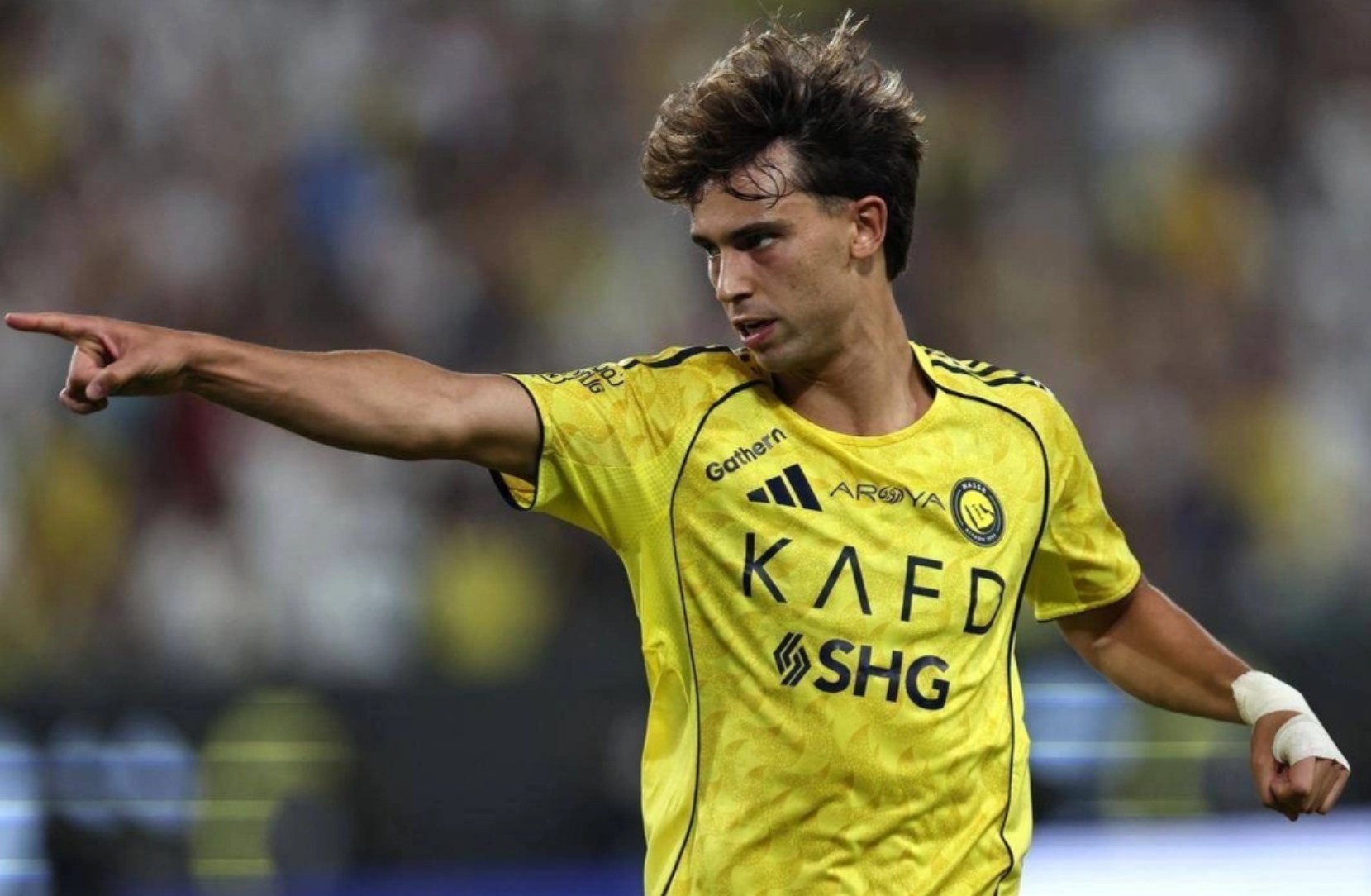 Felix da dung khi nghe loi Ronaldo hinh anh