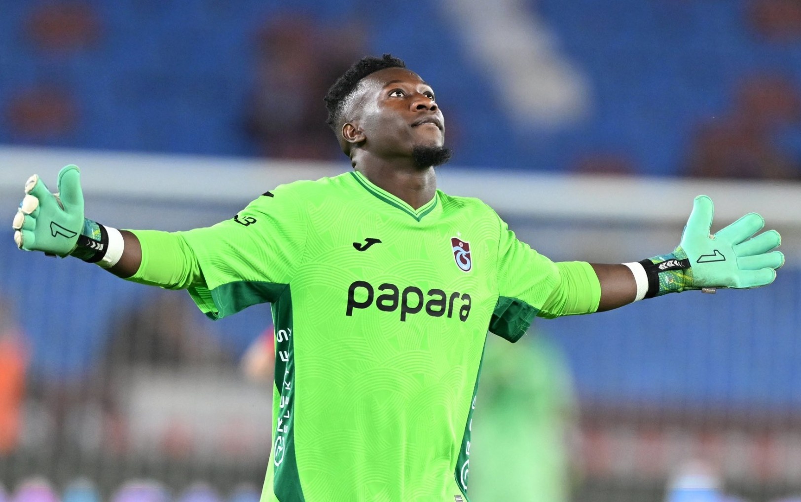 Onana dat dau cham het o MU? hinh anh