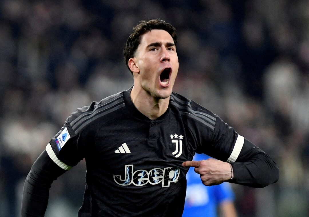 Liverpool san tien dao 20 trieu euro thay Isak hinh anh