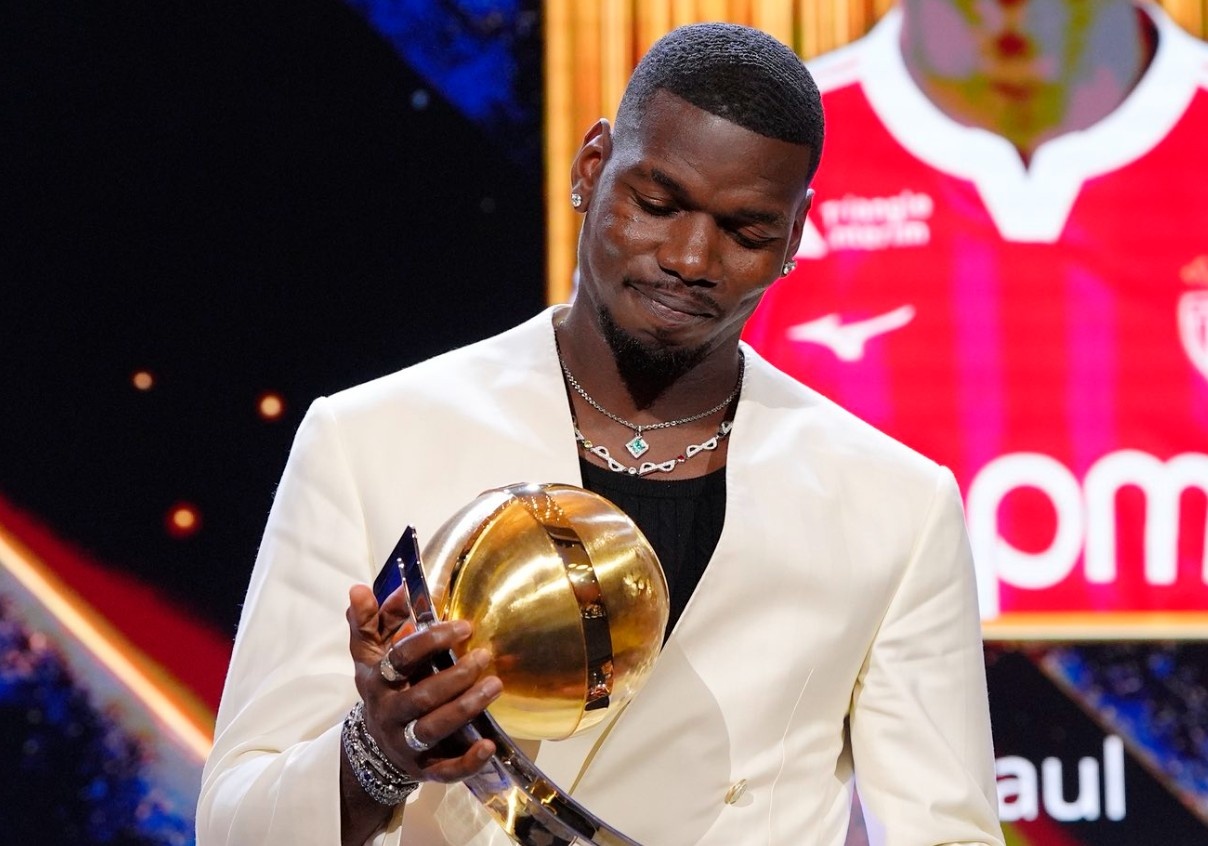 Chien thang cua Pogba khien du luan day song hinh anh