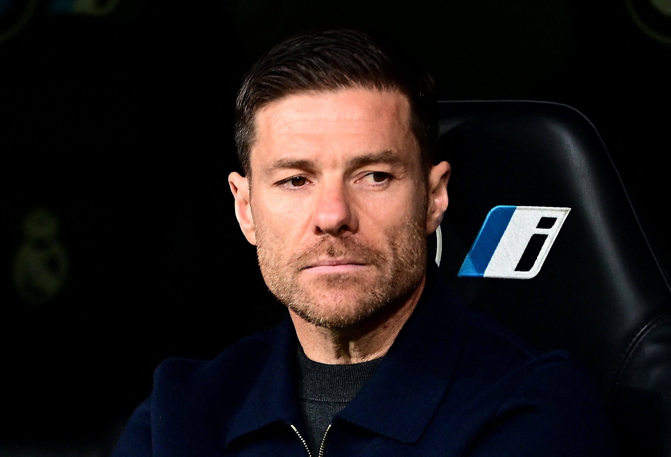 Mau thuan voi Mbappe khien HLV Alonso bi sa thai? hinh anh