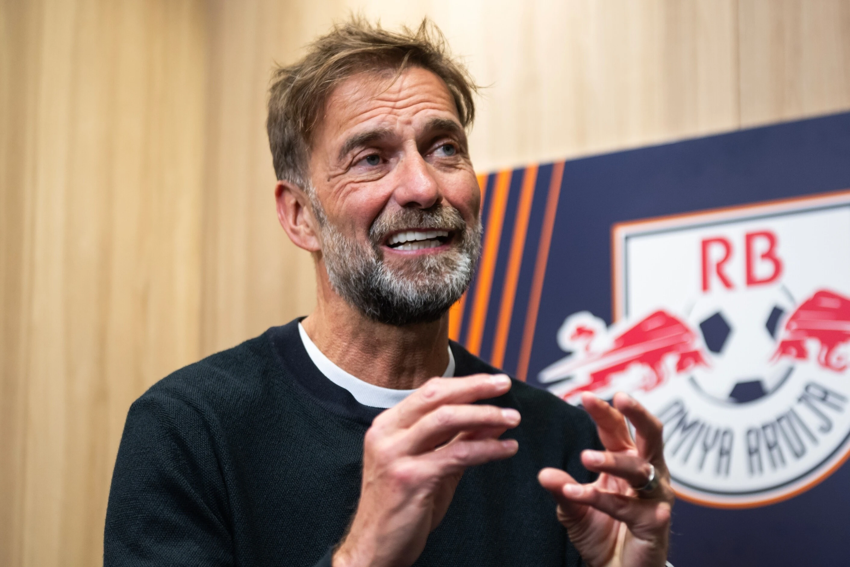 Klopp len tieng truoc kha nang dan dat Real hinh anh