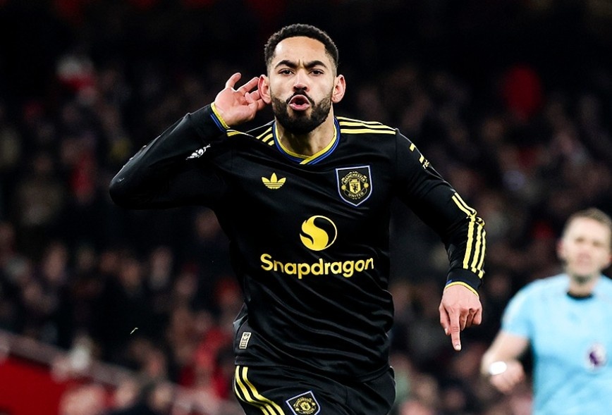 MU danh bai Arsenal bang 2 sieu pham hinh anh