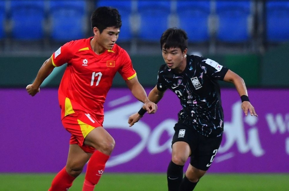 U23 Viet Nam khien CDV Trung Quoc ngo ngang hinh anh