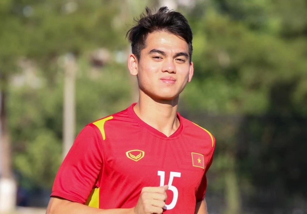 Khuat Van Khang, 'quan bai van nang' cua U23 Viet Nam hinh anh