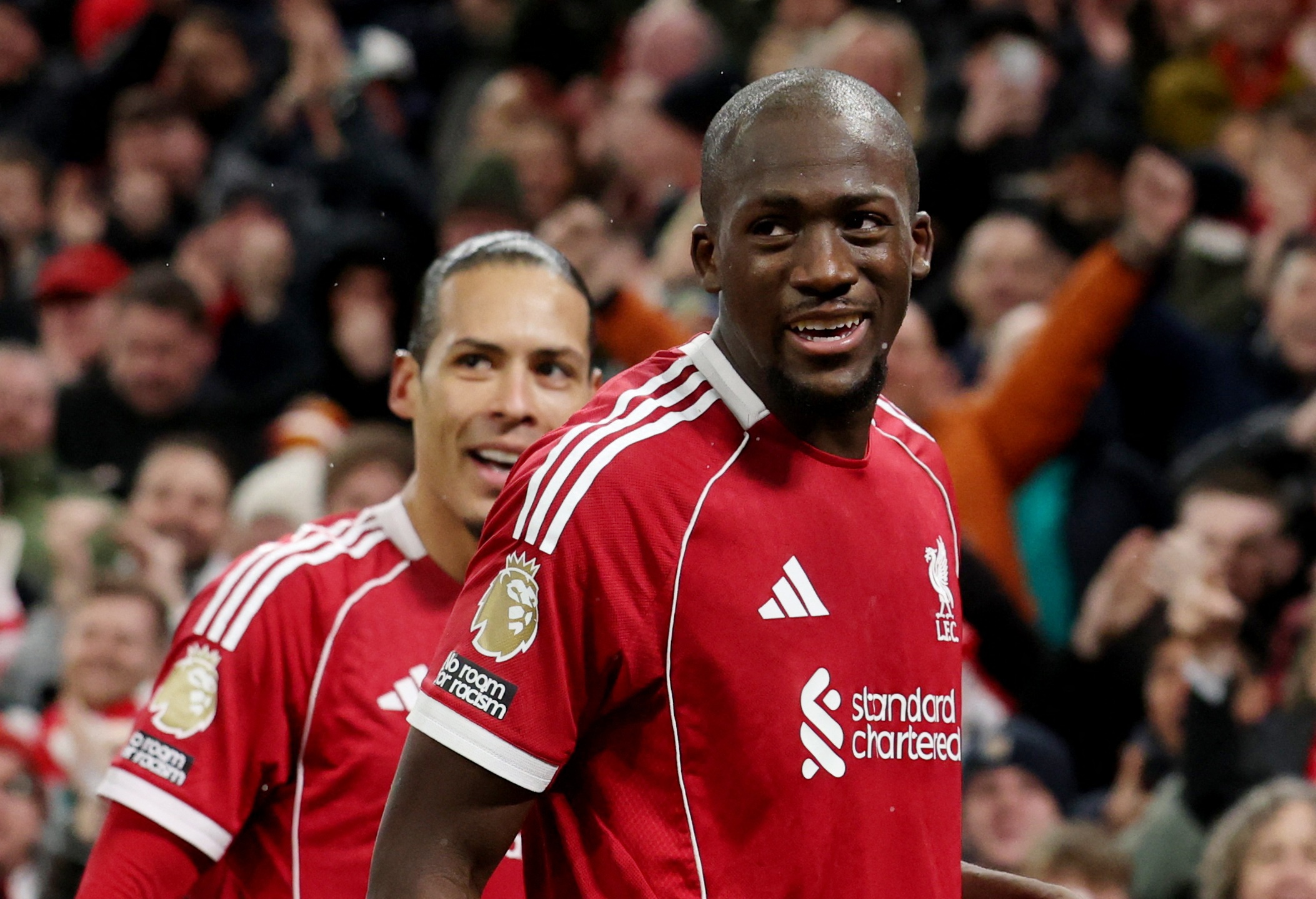 Truc tiep Liverpool vs Man City hinh anh