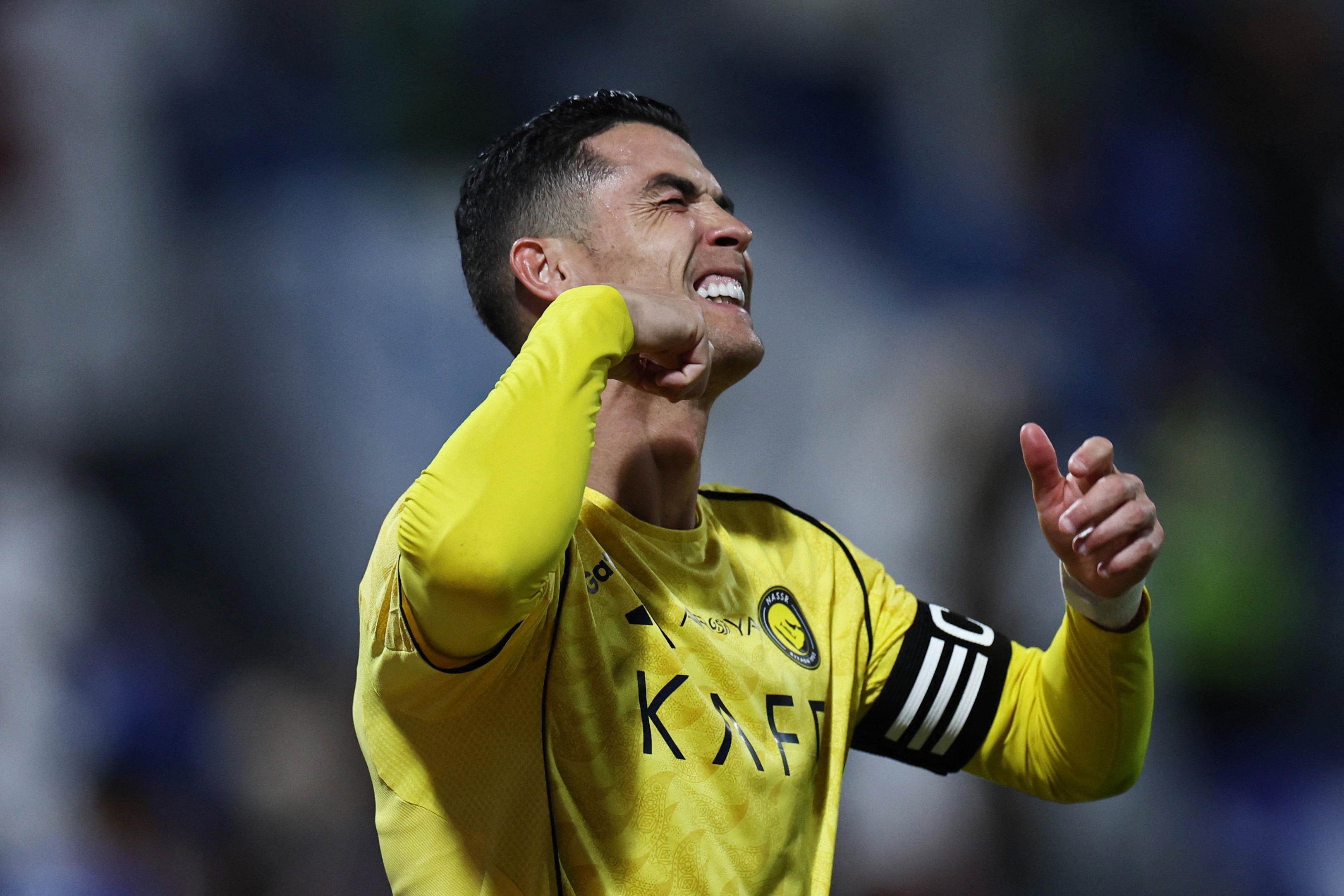 Ronaldo da dung khi noi gian voi Al Hilal hinh anh