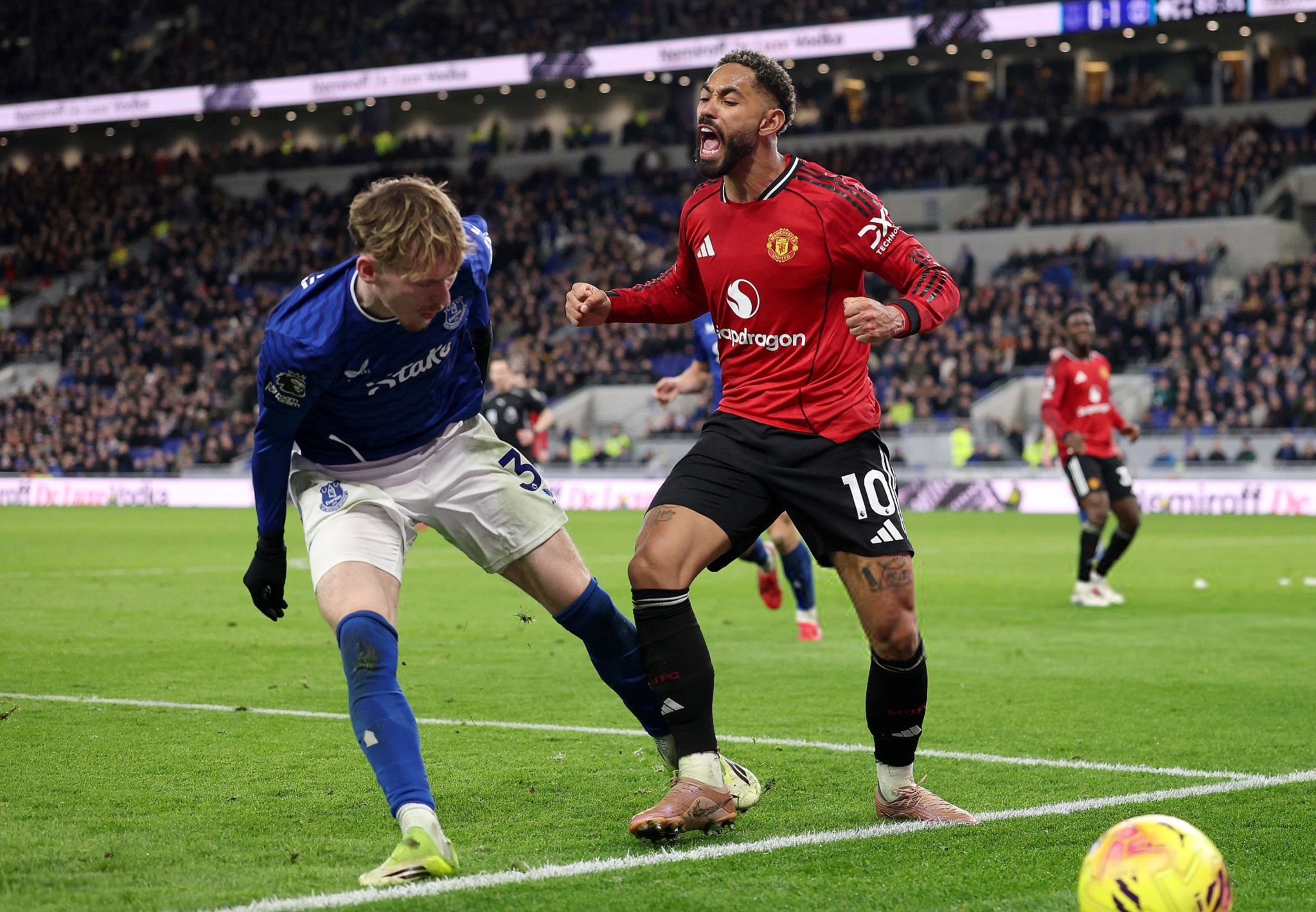 Cunha thoi bung tranh cai hinh anh