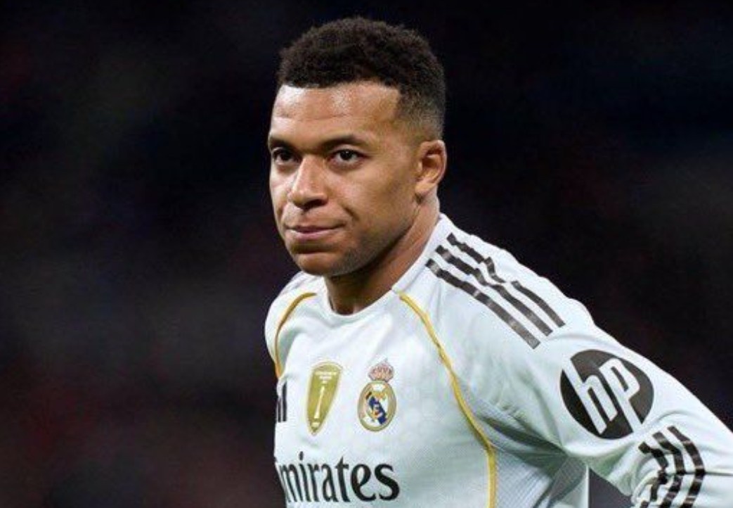 Mbappe thoi bung mau thuan o Real Madrid hinh anh