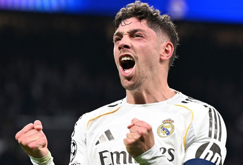 Real Madrid 3-0 Man City: Valverde lap hat-trick hinh anh