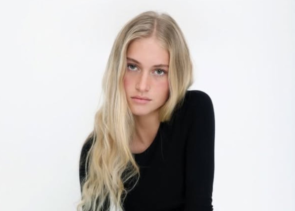 Ban gai tin don cua than dong Bayern Munich hinh anh