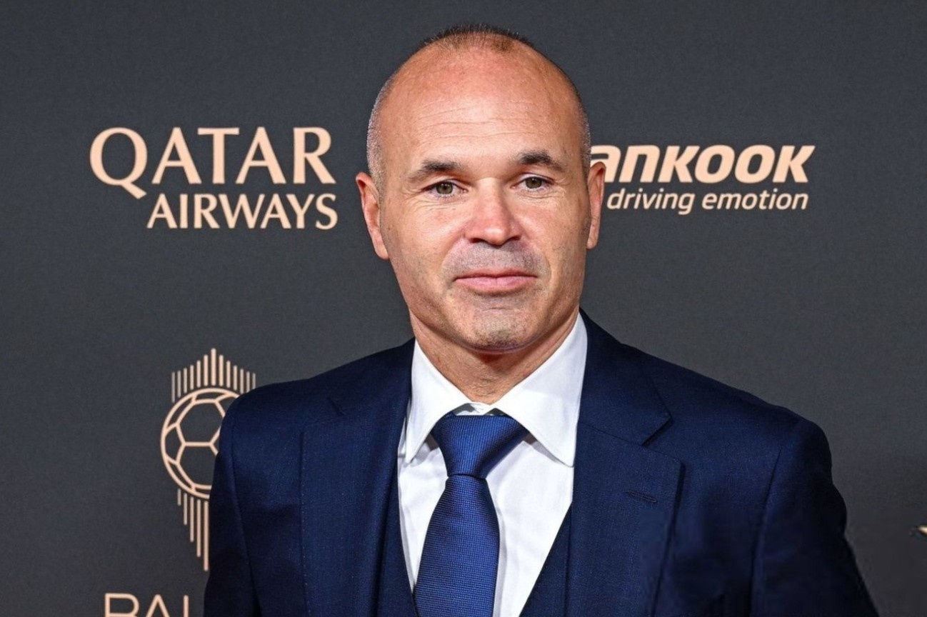 Iniesta giau to hinh anh