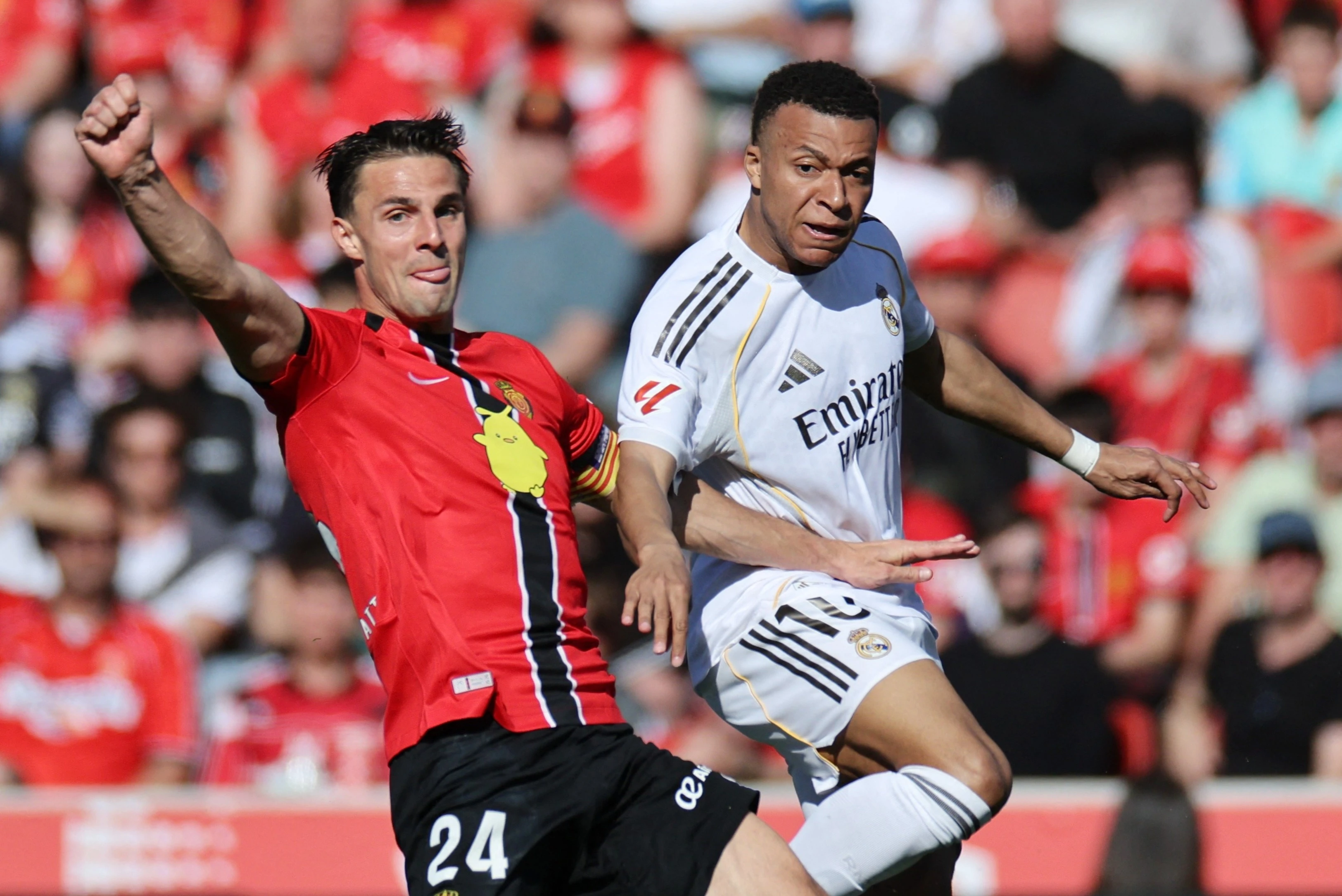 Mbappe noi gian hinh anh