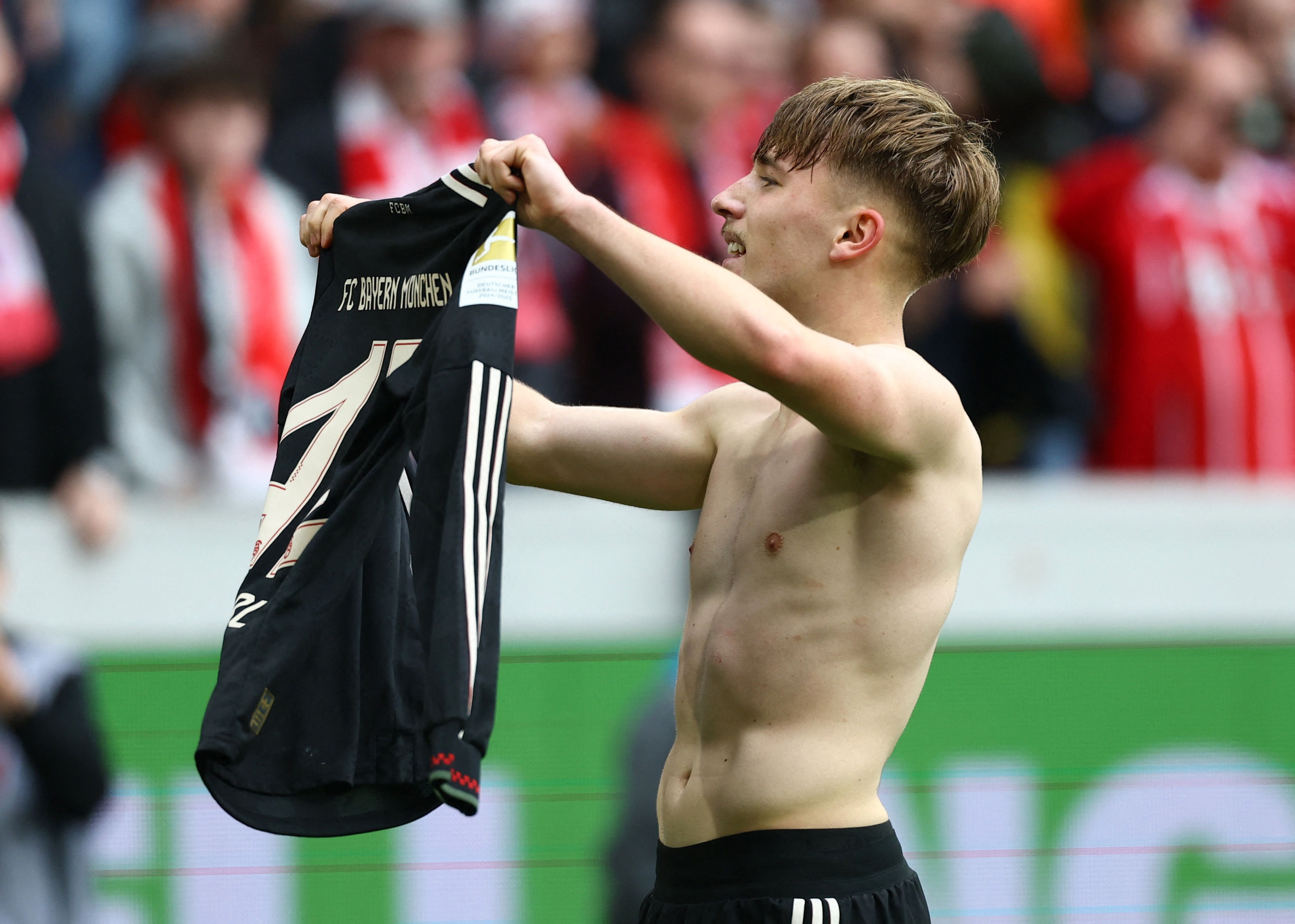 Than dong Bayern Munich gay kinh ngac hinh anh