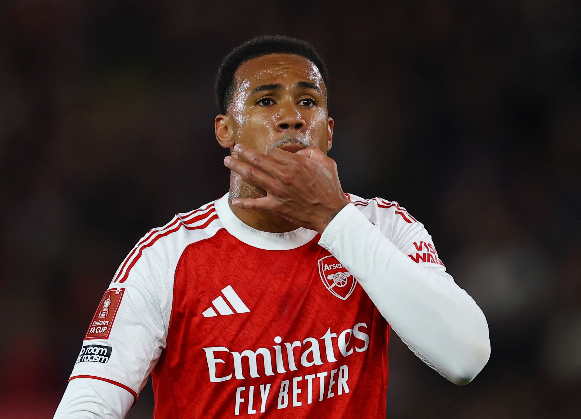 Cu soc voi Arsenal hinh anh