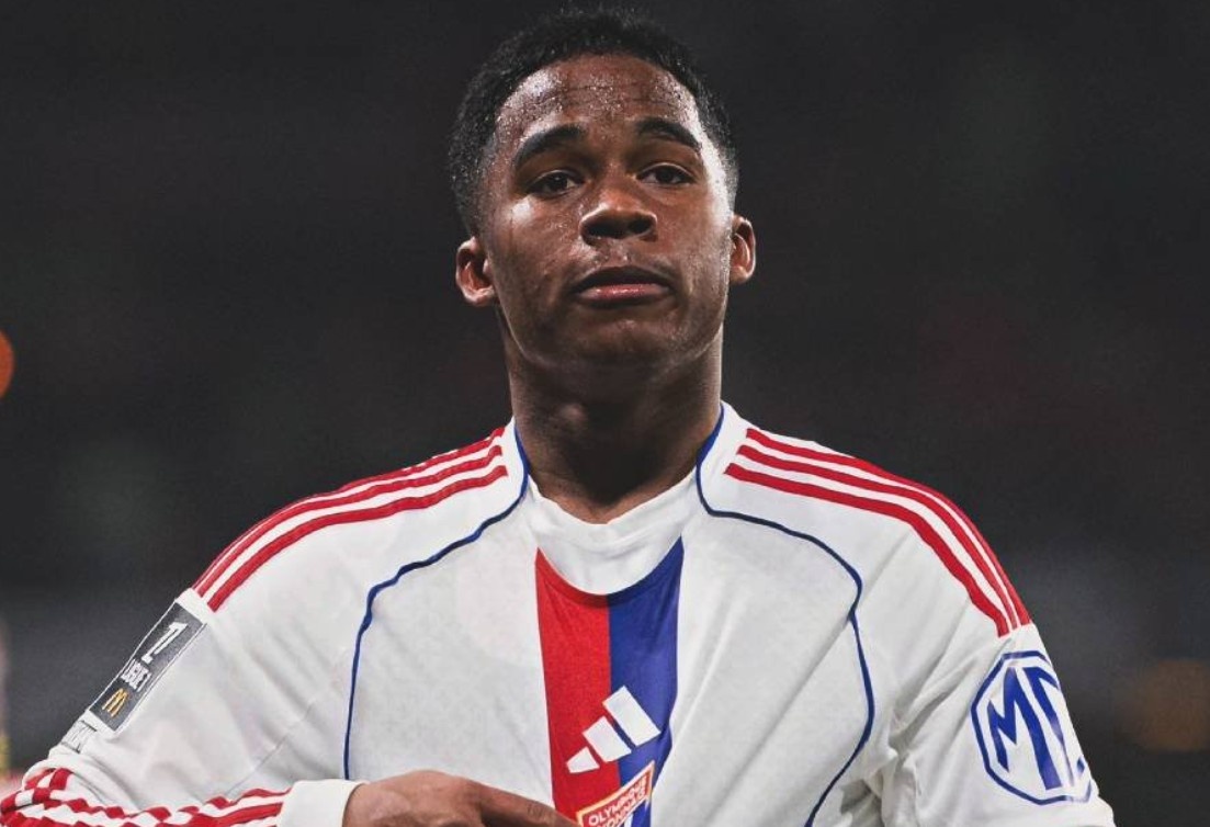 Lyon vuong vu kien 125 trieu euro hinh anh