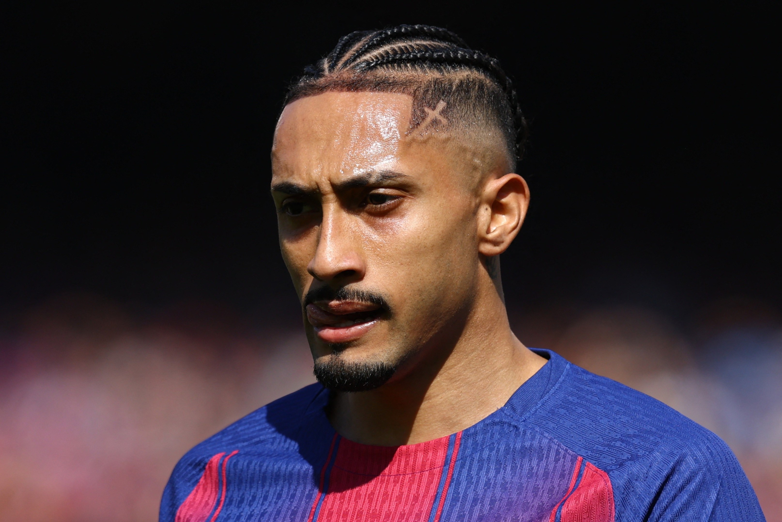 So tien it oi FIFA boi thuong cho Barcelona hinh anh