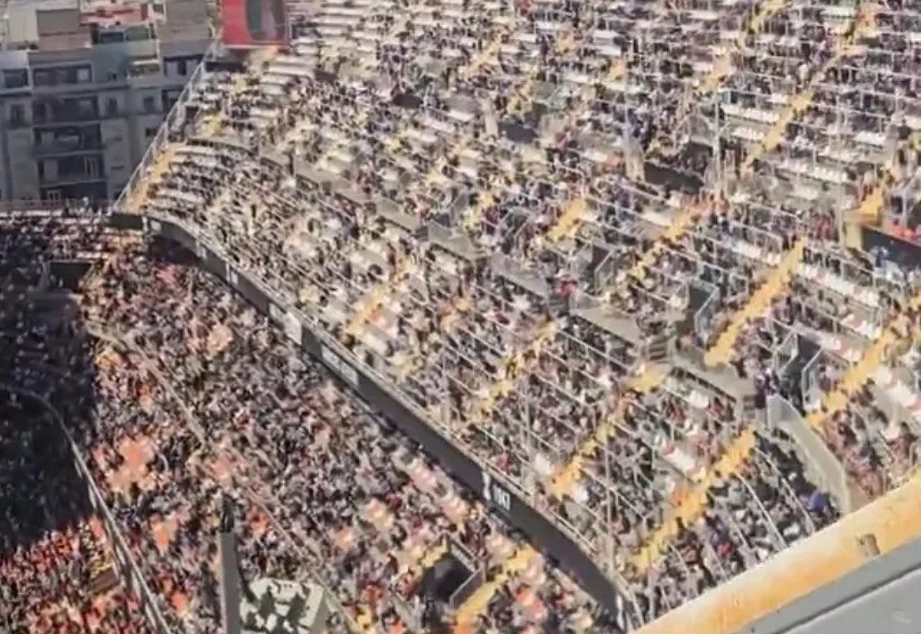 Choang voi khan dai gan nhu dung dung o La Liga hinh anh