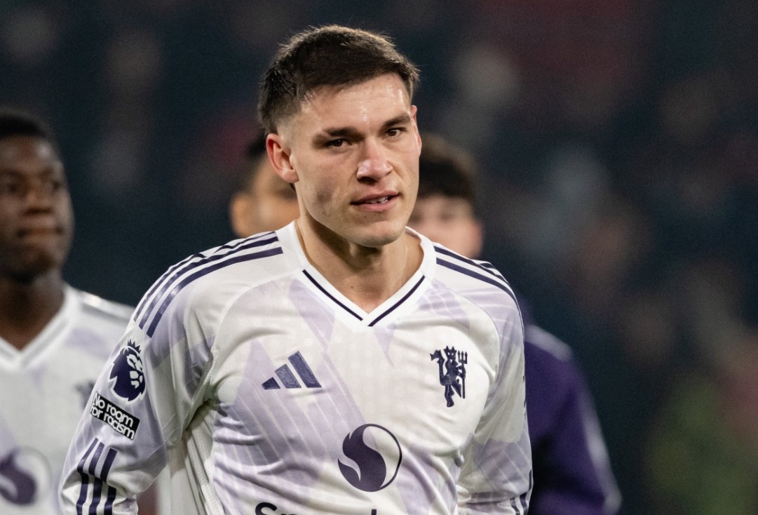 Muc gia de Ugarte roi MU hinh anh