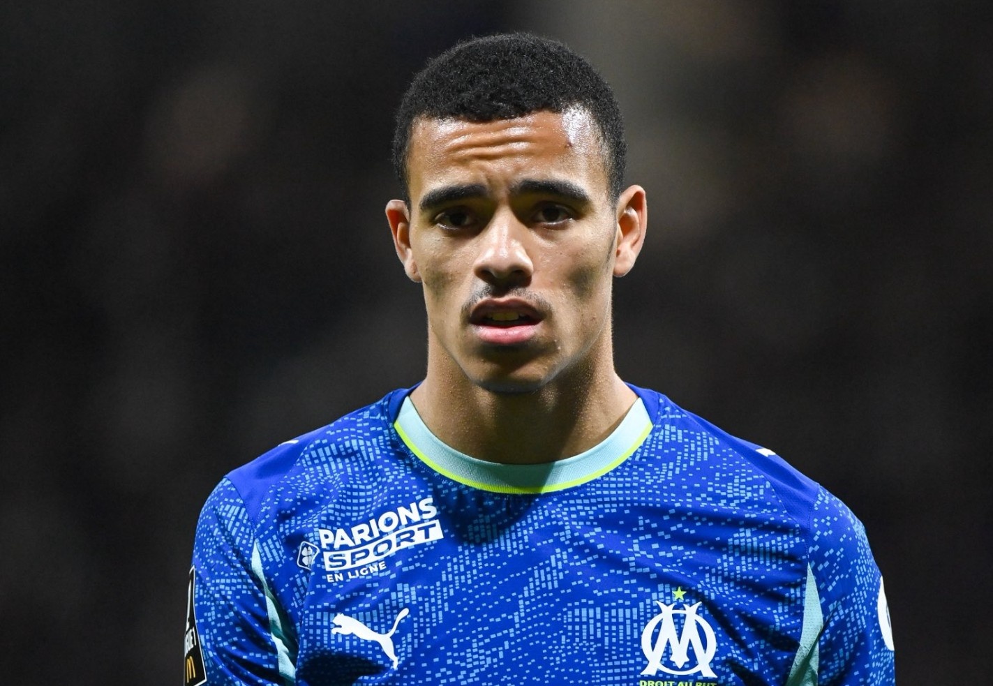 Greenwood lai gay kinh ngac hinh anh