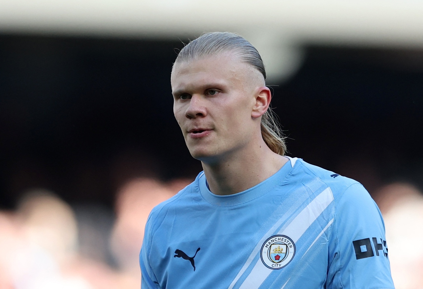 Dan ngoi sao vuot moc 100 trieu euro hinh anh