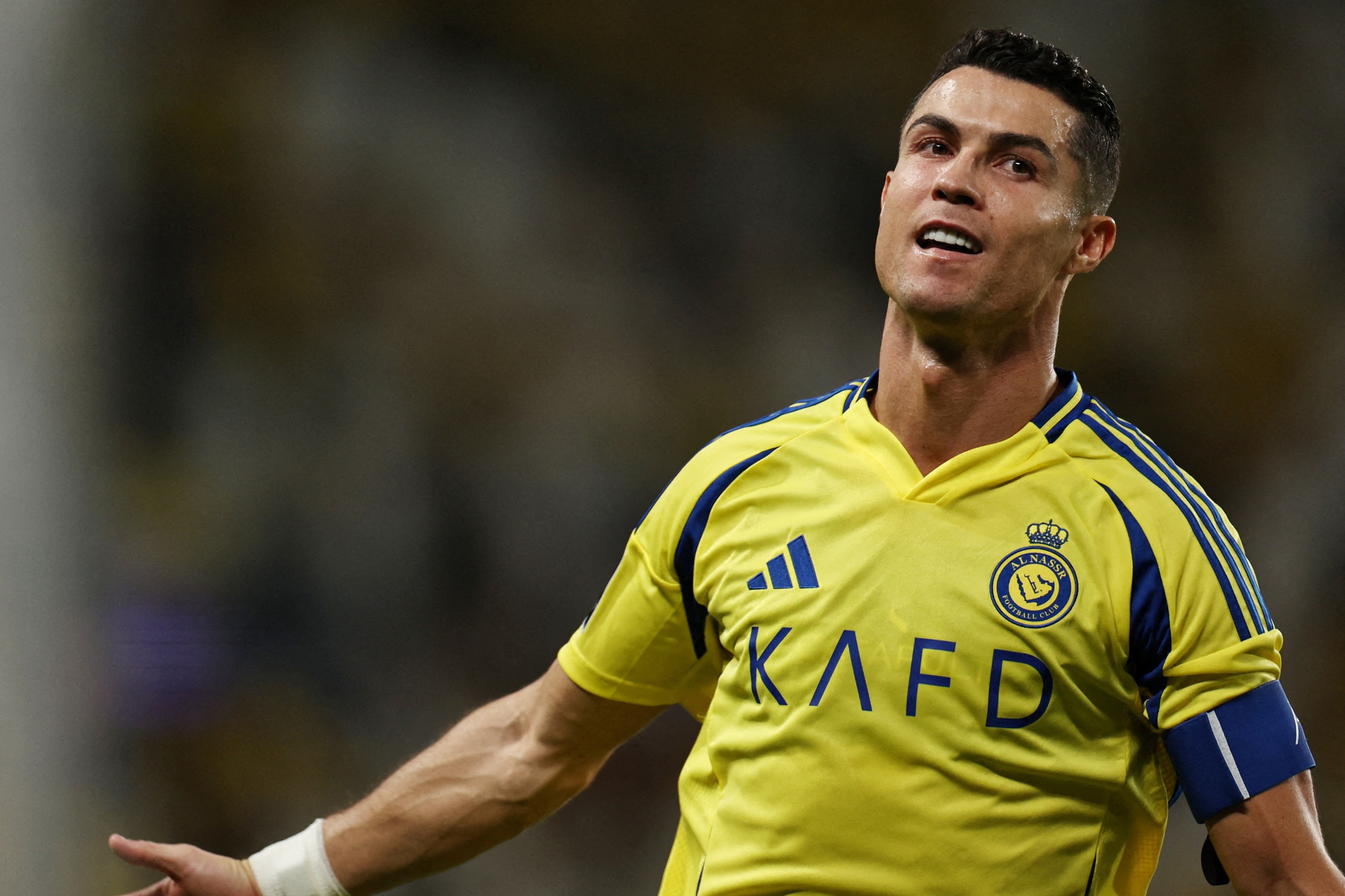 Kich ban 1.000 ban thang 'dien ro' cua Ronaldo hinh anh