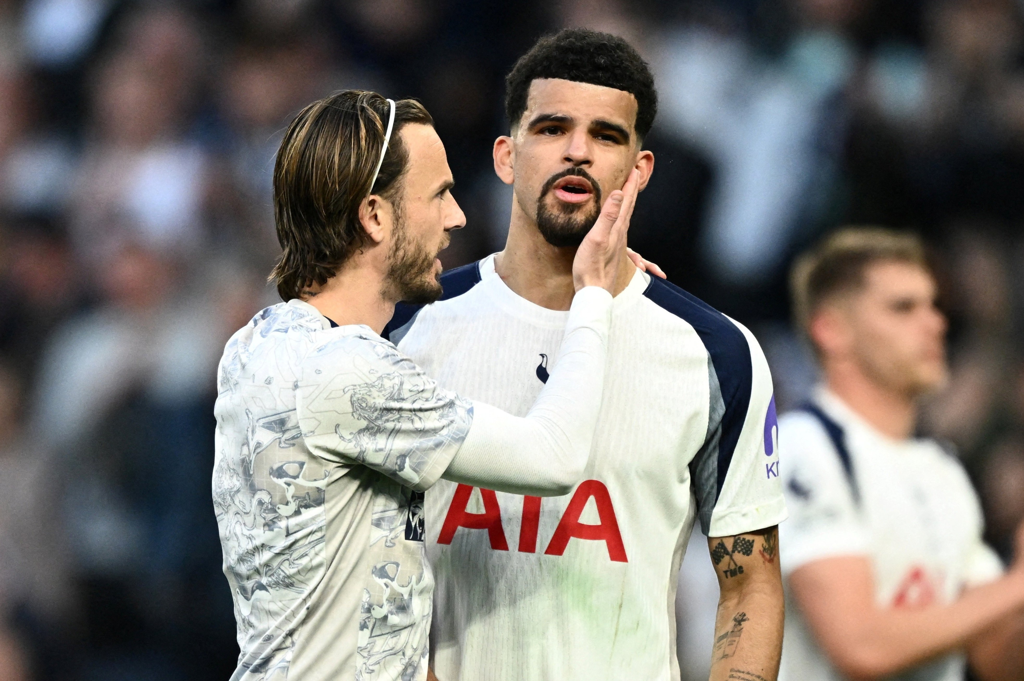 Cuoc dua nghet tho cho tam ve tru hang Premier League hinh anh