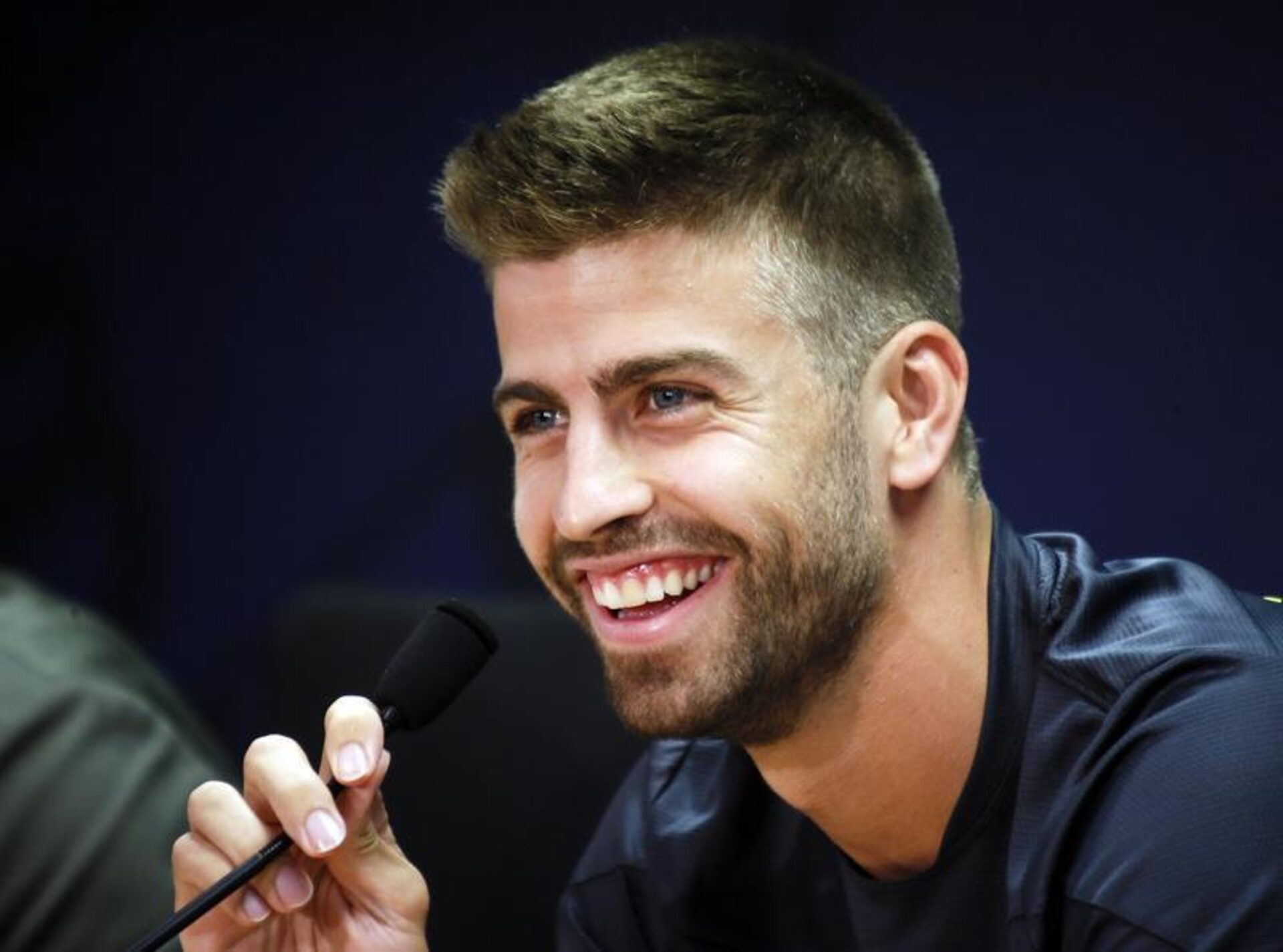 Pique anh 1