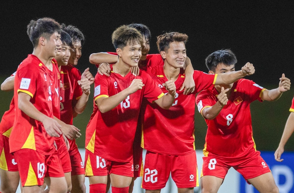 Tien thuong cua U17 Viet Nam khi du World Cup hinh anh