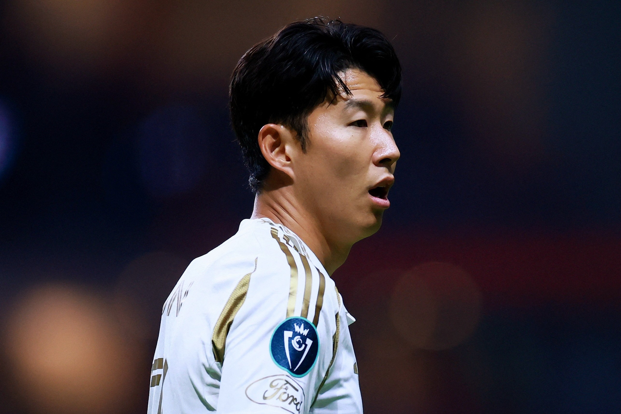 Son Heung-min xuong doc hinh anh