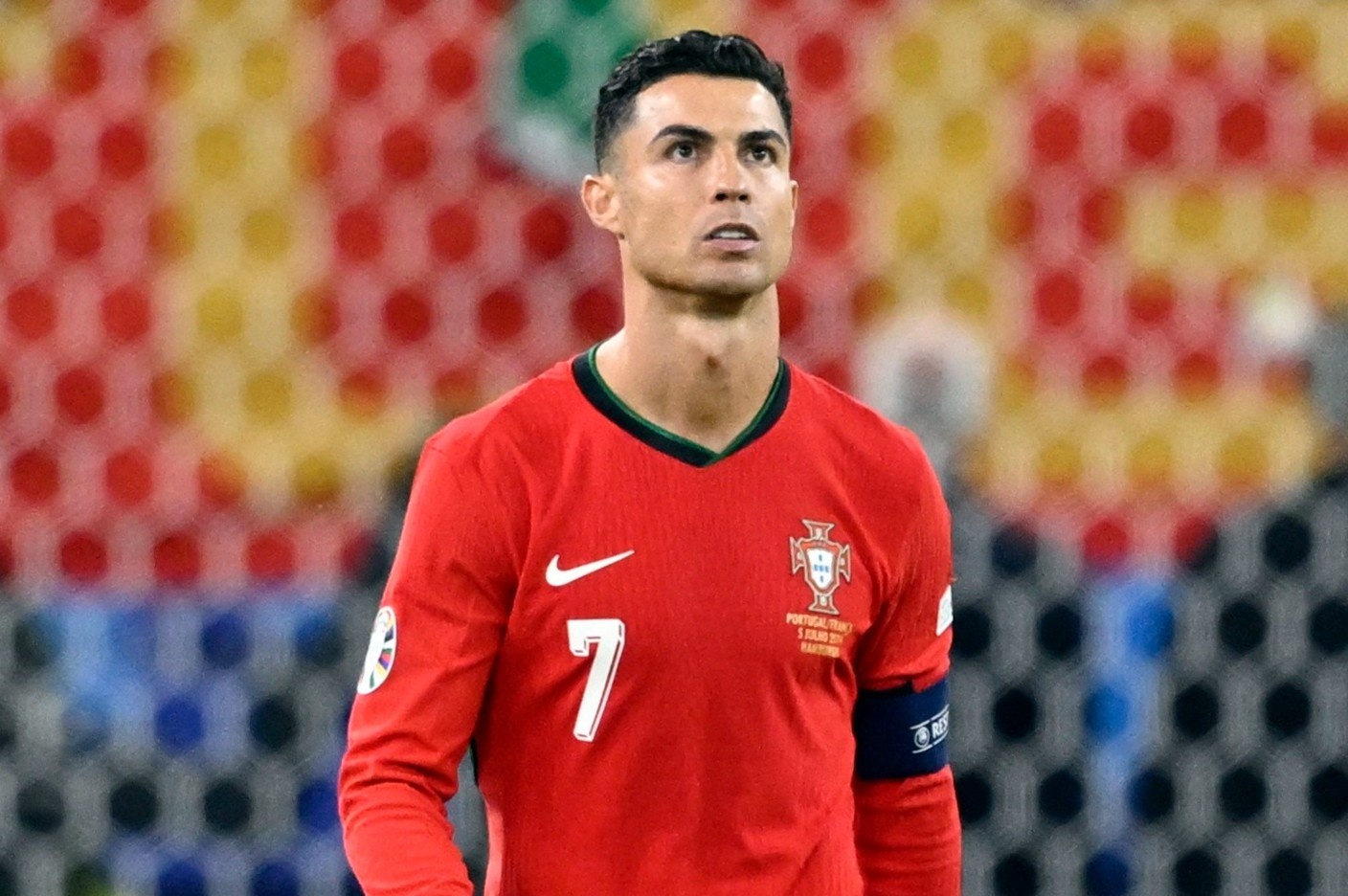 Ronaldo rot gia o tuyen Bo Dao Nha hinh anh