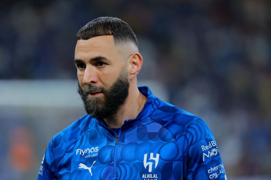 'Bom tan' Benzema khong the can buoc Ronaldo hinh anh
