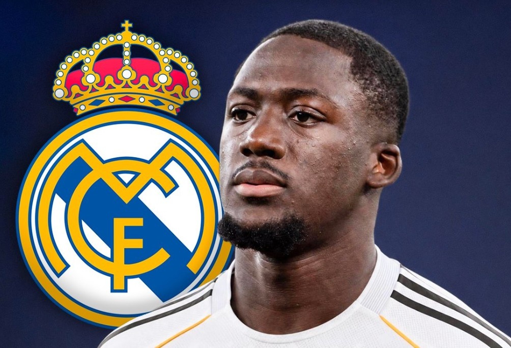 Real Madrid ton bon tien cho Konate hinh anh