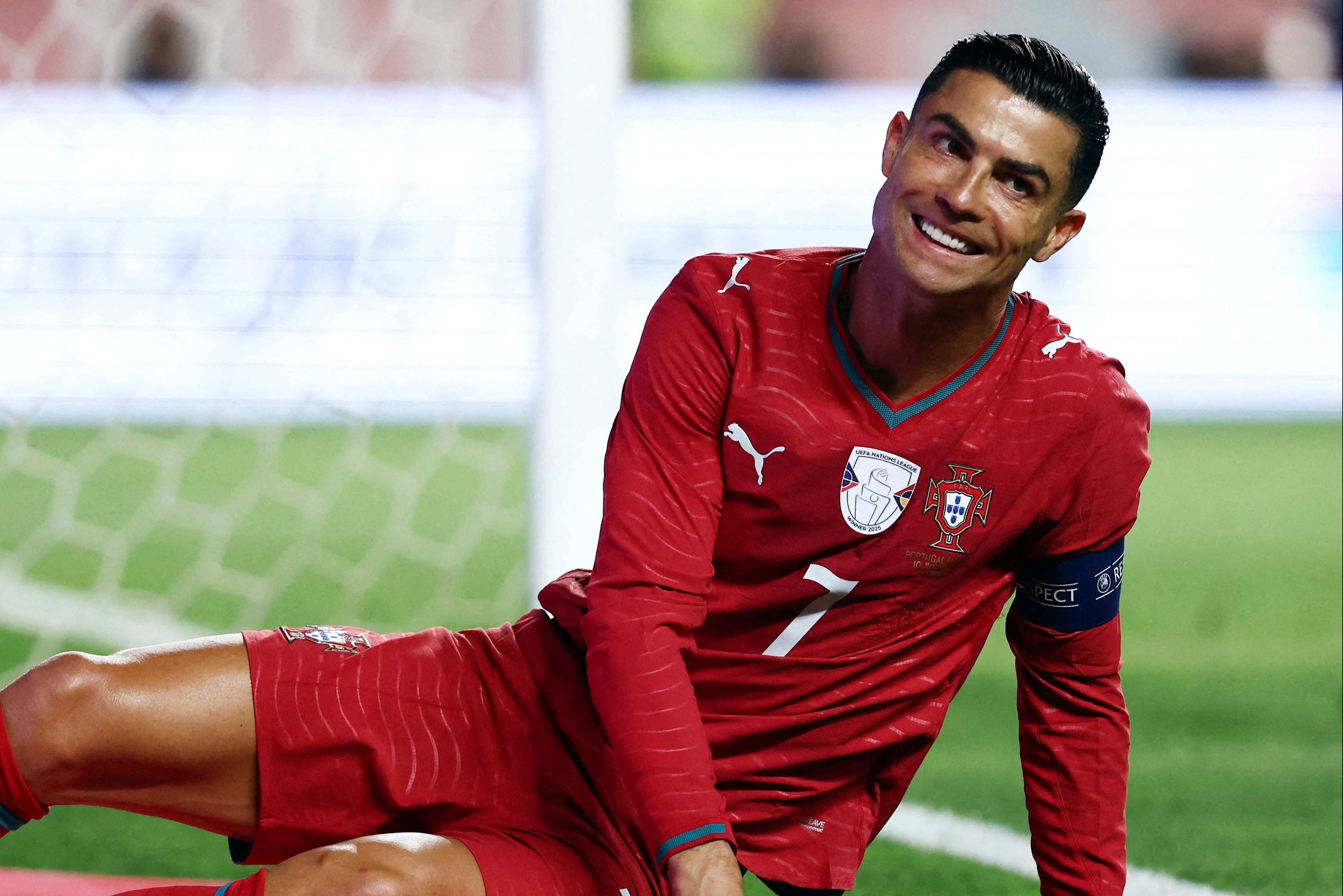 Pha bo lo kho tin cua Ronaldo hinh anh